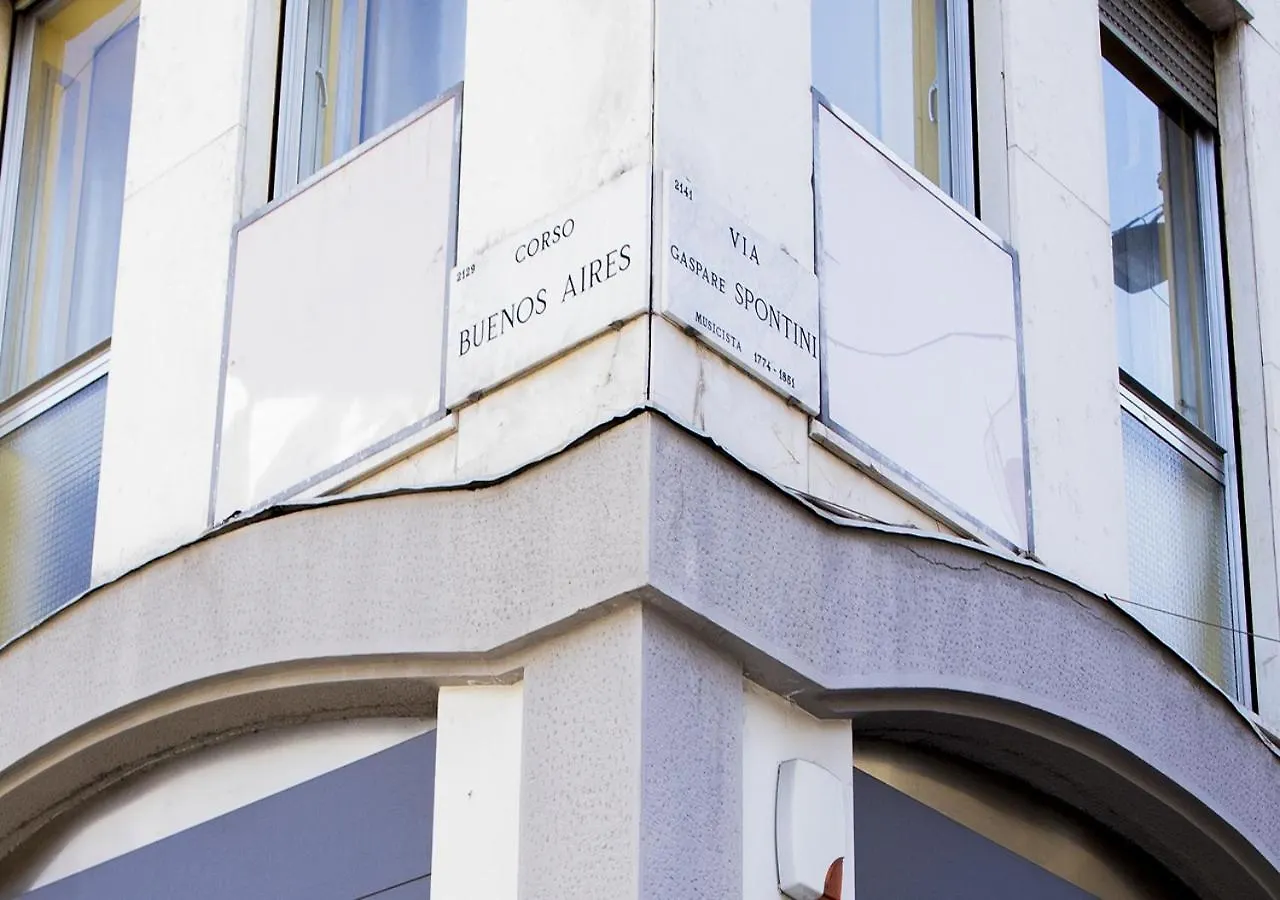 Smart Central Apartments Milán